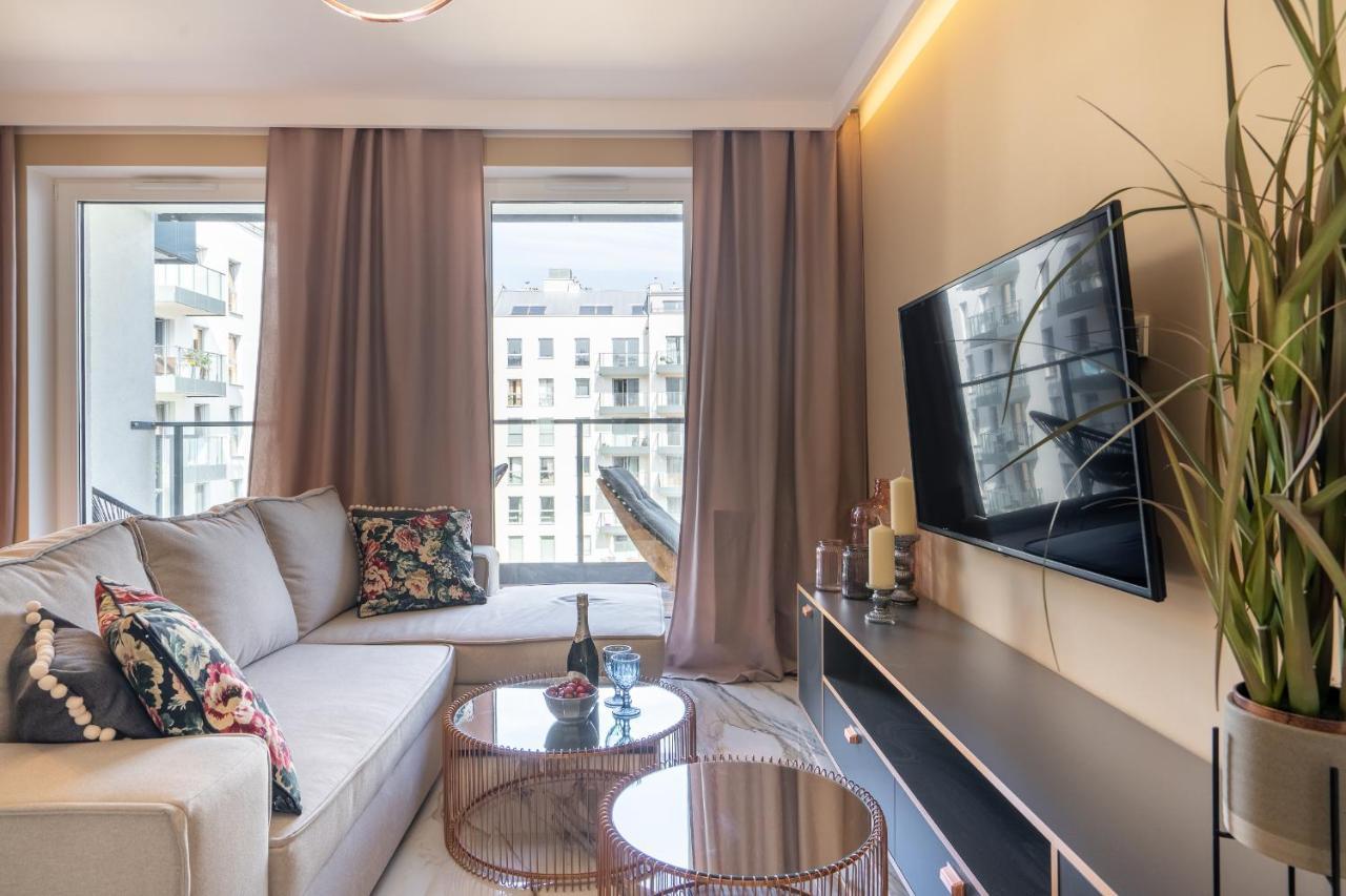 Apartament Golden Rose กดัญสก์ ภายนอก รูปภาพ